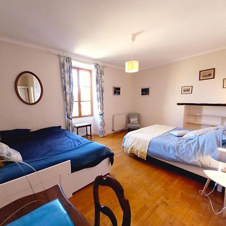 Au Pays De Jacquou : Chambre D'Hotes Et Table D'Hotes Fossemagne Kültér fotó
