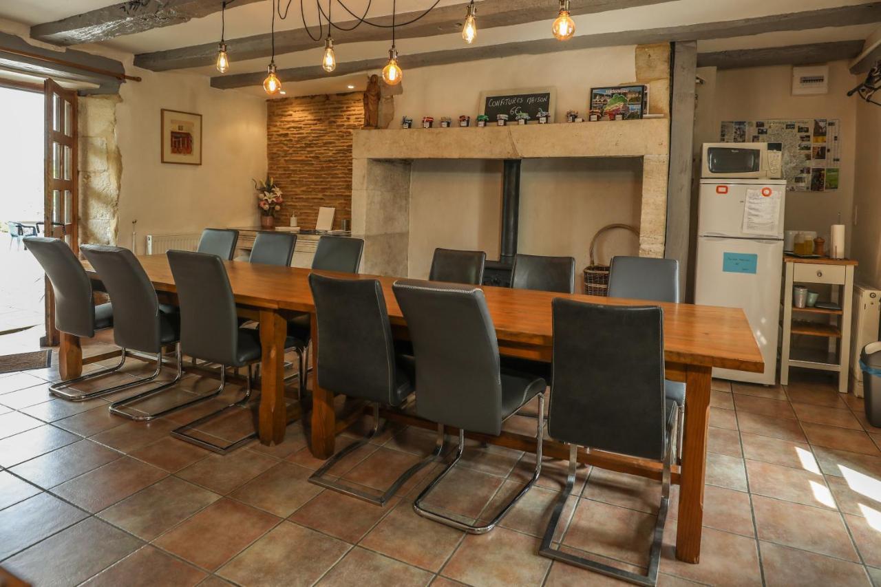 Au Pays De Jacquou : Chambre D'Hotes Et Table D'Hotes Fossemagne Kültér fotó