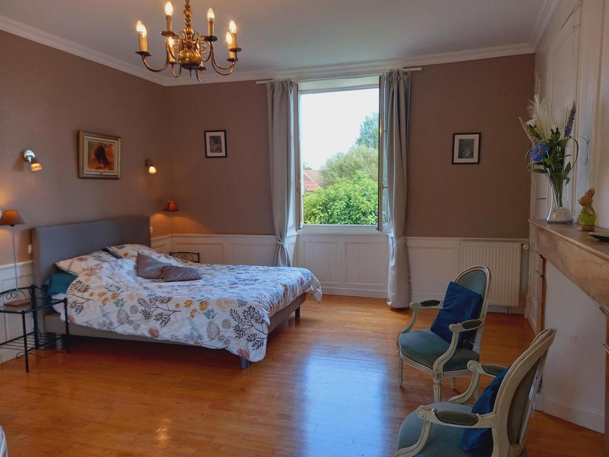 Au Pays De Jacquou : Chambre D'Hotes Et Table D'Hotes Fossemagne Kültér fotó